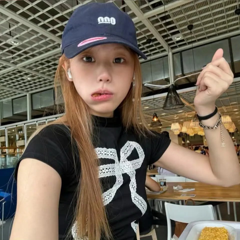 女人河
